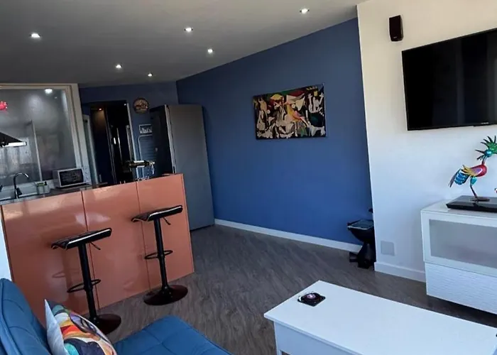 Lägenhet Paradise In Malaga, Recep 24 H, Swimming Pool, Near To The Beach, Center And Airport, Train, Bus, Taxi Torremolinos