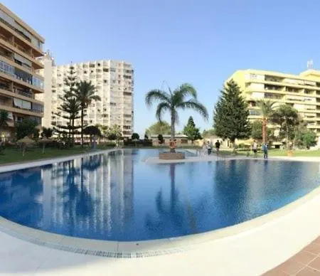Appartement Paradise In Malaga, Recep 24 H, Swimming Pool, Near To The Beach, Center And Airport, Train, Bus, Taxi Torremolinos