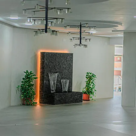 Paradise In Malaga, Recep 24 H, Swimming Pool, Near To The Beach, Center And Airport, Train, Bus, Taxi 公寓